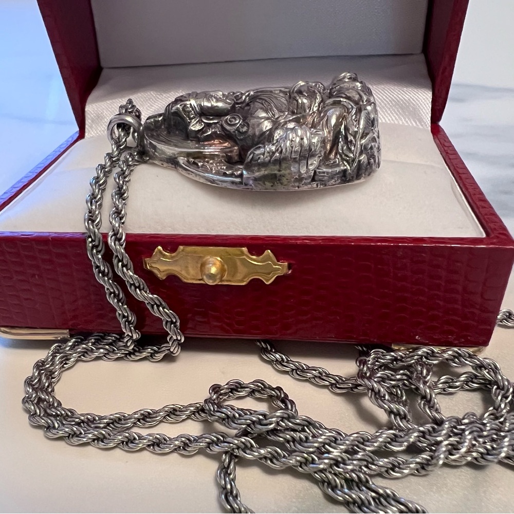 Hand-crafted Sterling Silver Guru Rinpoche Tibetan Buddhist Amulet/Rope Chain - Picture 5 of 10